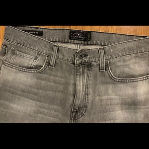 Men’s Lucky brand grey 410 athletic fit
